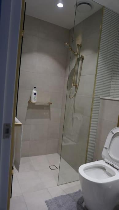 Apartamento Skyone Lux 2Bed2Bath Aprt In Boxhill And Free Carpark Box Hill Exterior foto